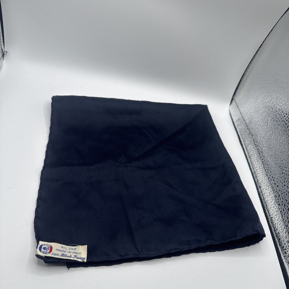 Vintage Bloch Frères Solid Silk Pocket Square – Made in